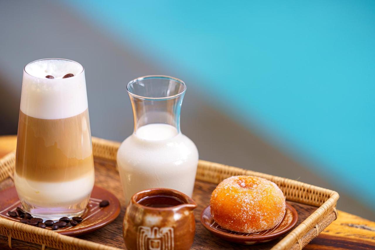 Shintana Saya La Maison Siem Reap Esterno foto Latte macchiato